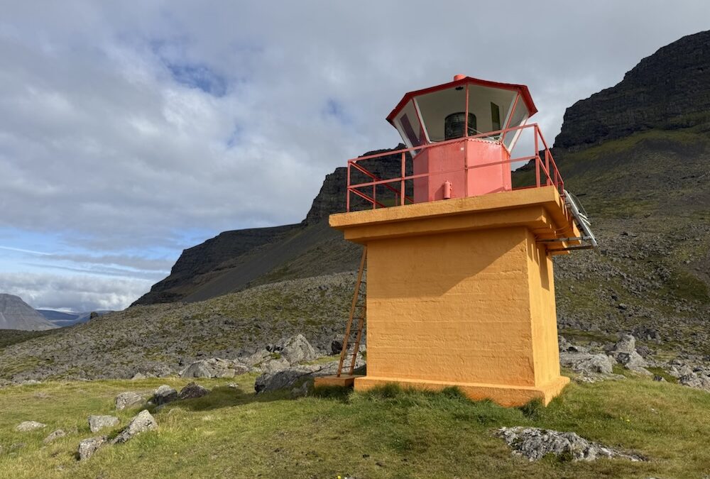 📅 18.08.2025 — La réparation à 20 centimes et le phare au bout du monde